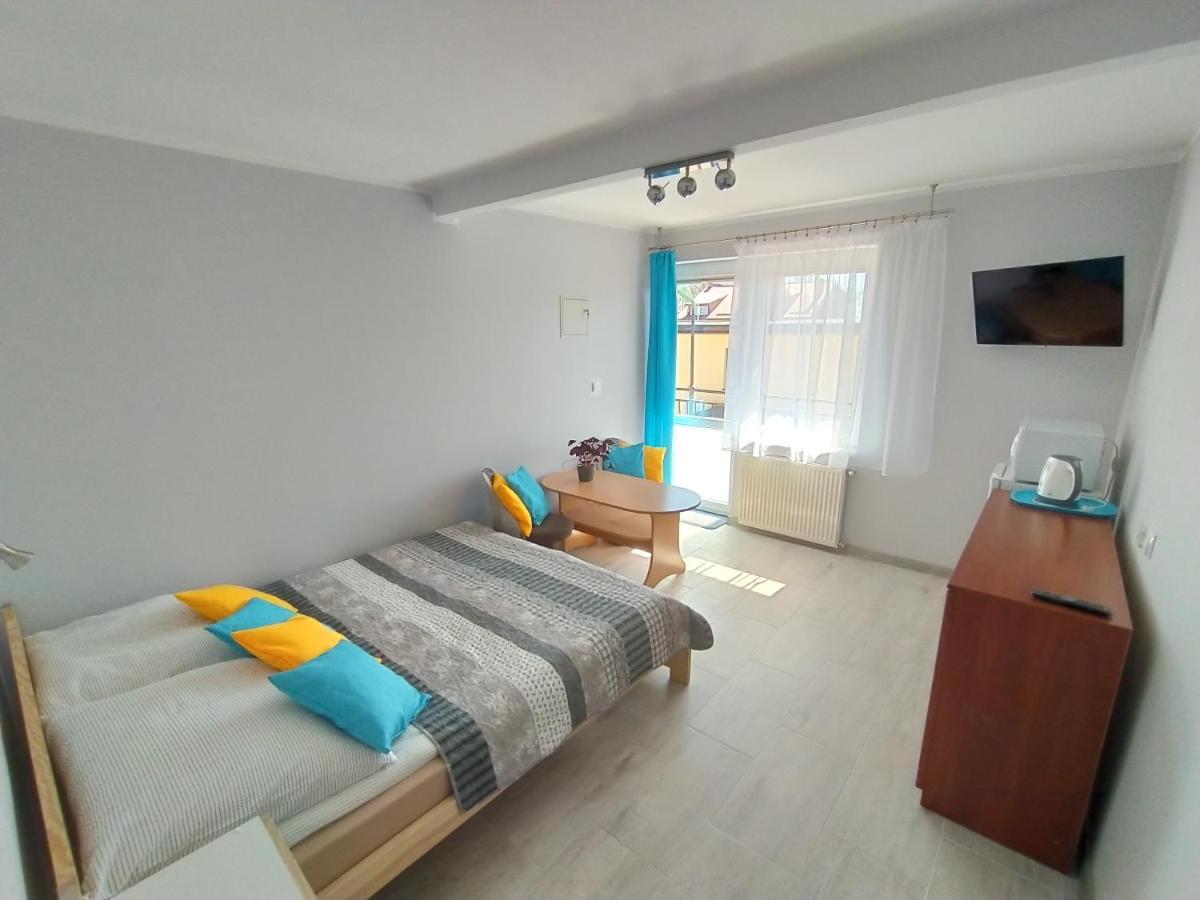 Moris 2 Pokoje Goscinne Leba Bagian luar foto