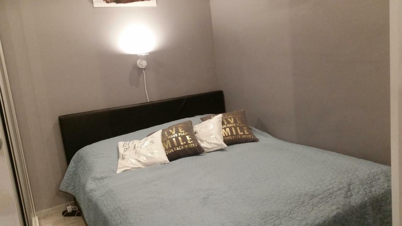 Moris 2 Pokoje Goscinne Leba Bagian luar foto