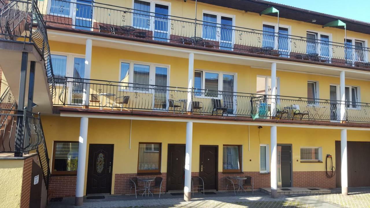 Moris 2 Pokoje Goscinne Leba Bagian luar foto
